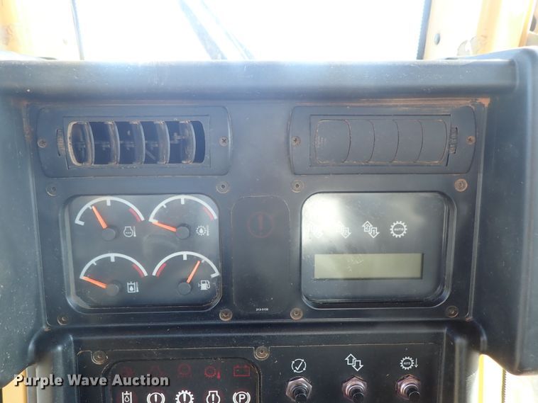 image for item DG2327 2005 Caterpillar D6N XL  dozer