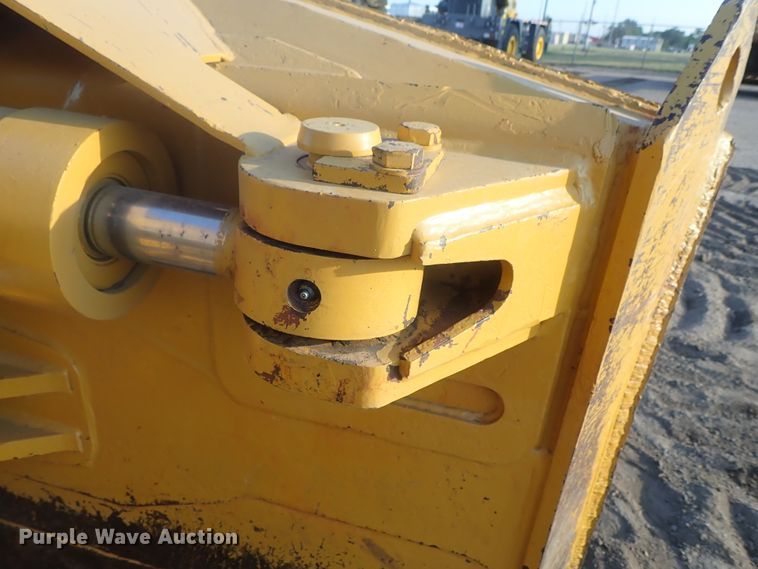 image for item DG2327 2005 Caterpillar D6N XL  dozer