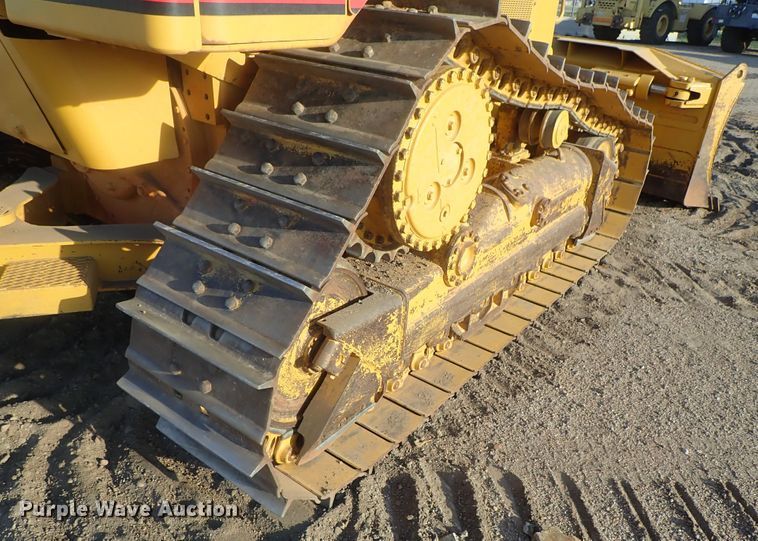 image for item DG2327 2005 Caterpillar D6N XL  dozer
