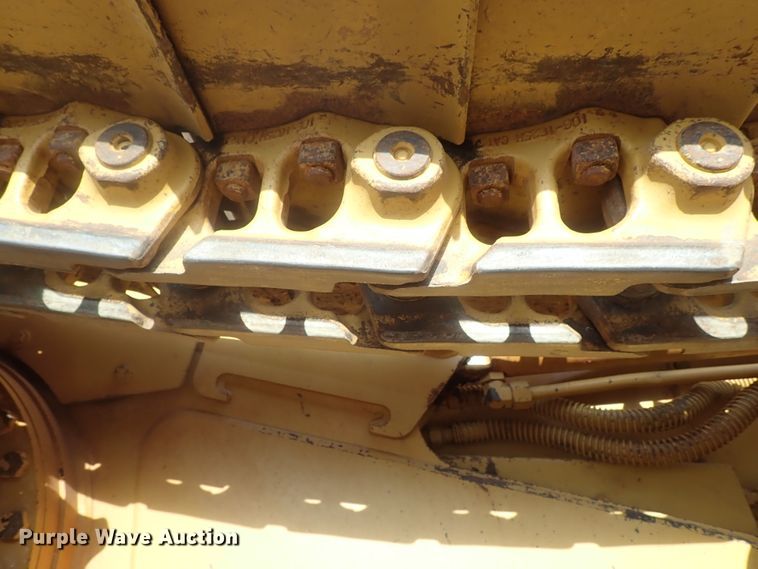 image for item DG2327 2005 Caterpillar D6N XL  dozer