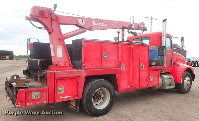 image for item DG2346 1996 Peterbilt 330  service truck with crane