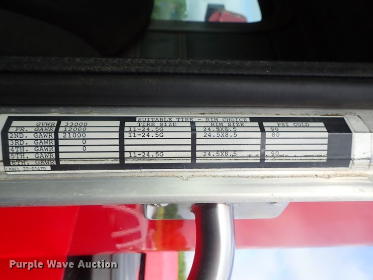 image for item DG2346 1996 Peterbilt 330  service truck with crane