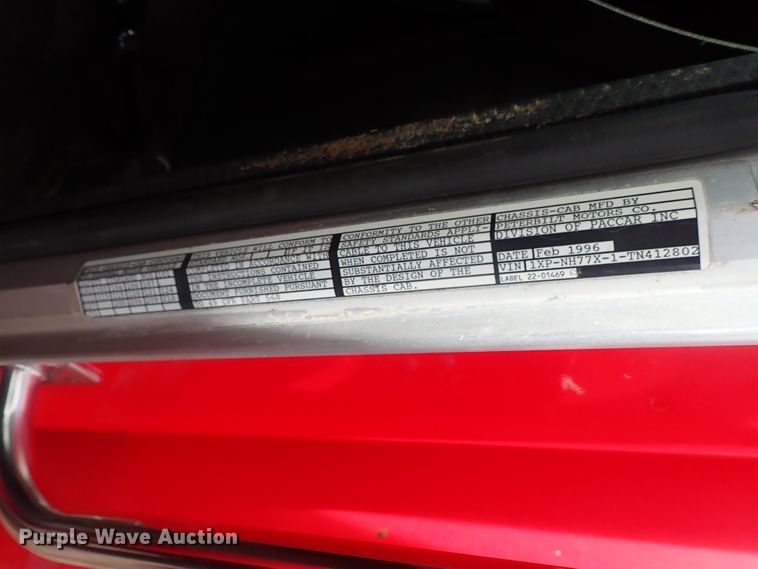 image for item DG2346 1996 Peterbilt 330  service truck with crane