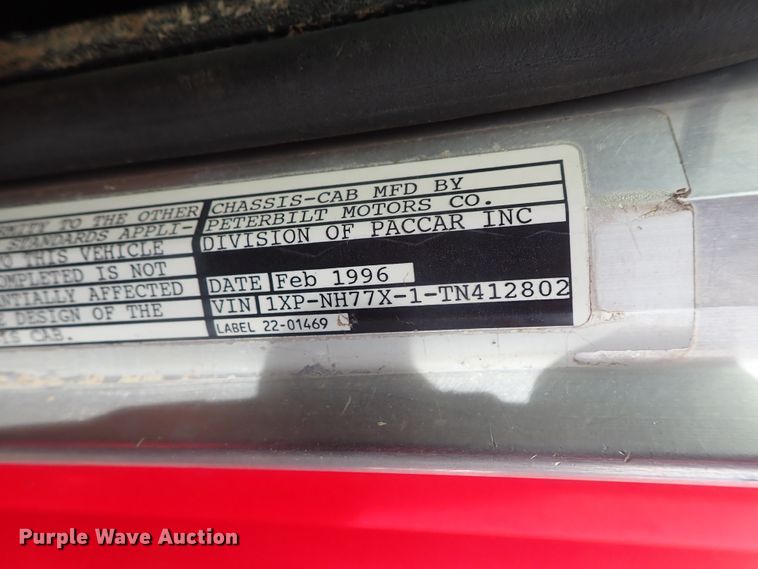 image for item DG2346 1996 Peterbilt 330  service truck with crane