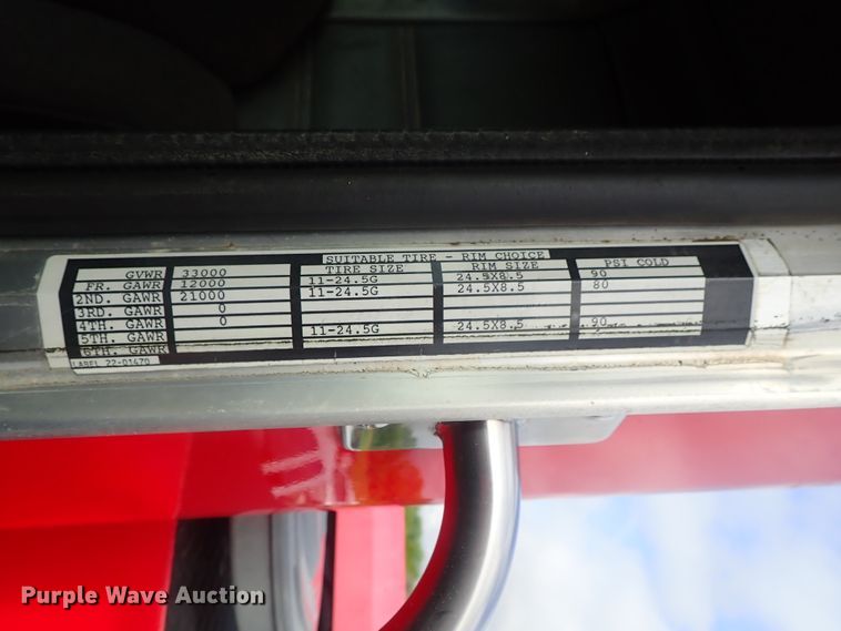 image for item DG2346 1996 Peterbilt 330  service truck with crane