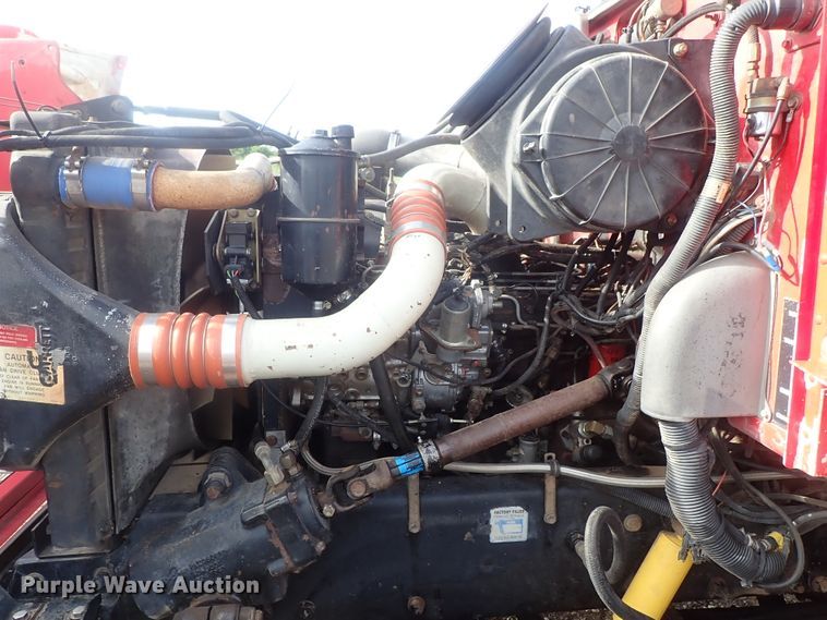 image for item DG2346 1996 Peterbilt 330  service truck with crane