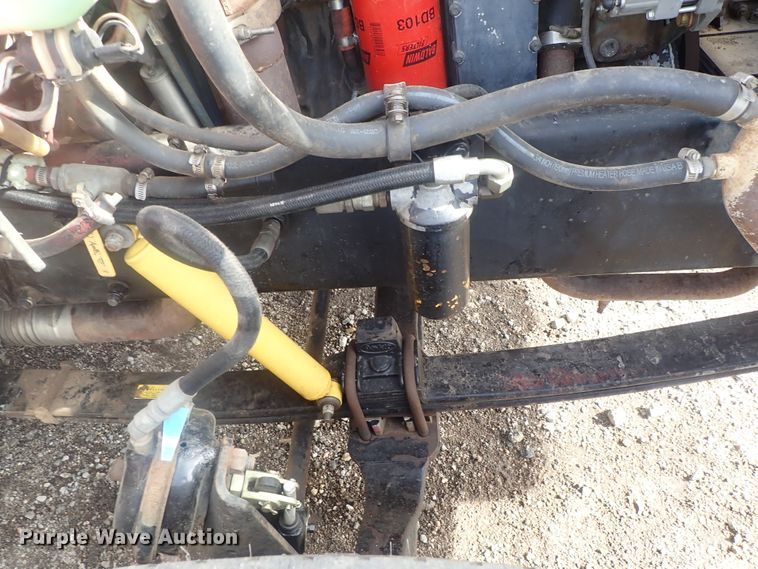 image for item DG2346 1996 Peterbilt 330  service truck with crane