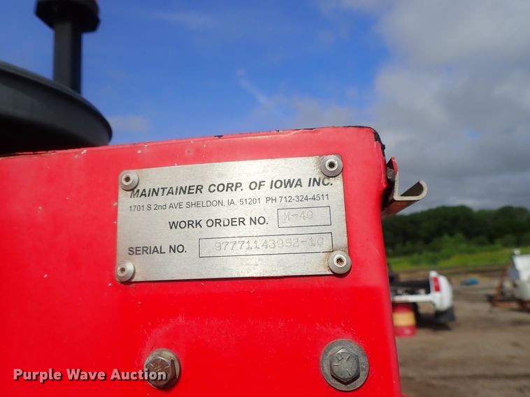 image for item DG2346 1996 Peterbilt 330  service truck with crane