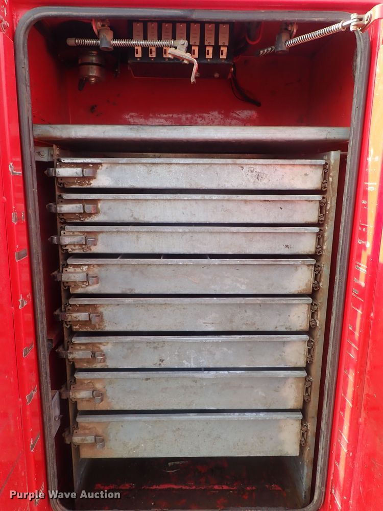 image for item DG2346 1996 Peterbilt 330  service truck with crane