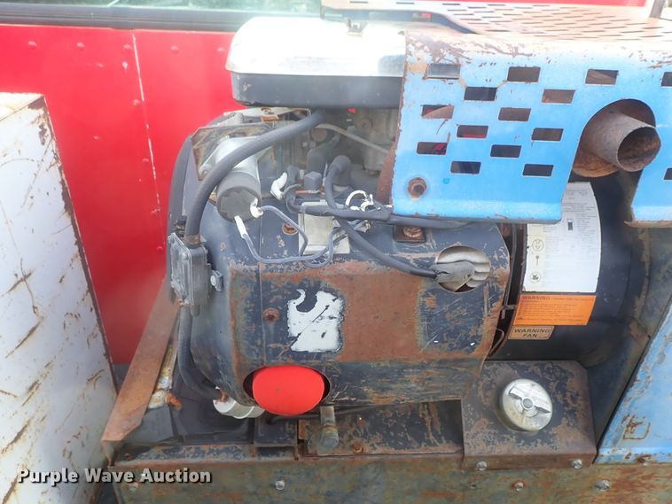 image for item DG2346 1996 Peterbilt 330  service truck with crane