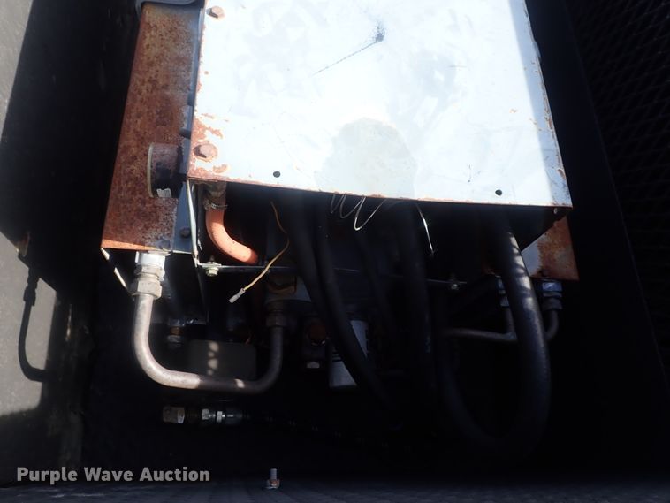 image for item DG2346 1996 Peterbilt 330  service truck with crane