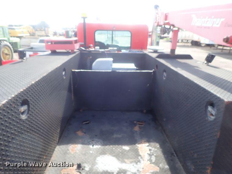 image for item DG2346 1996 Peterbilt 330  service truck with crane