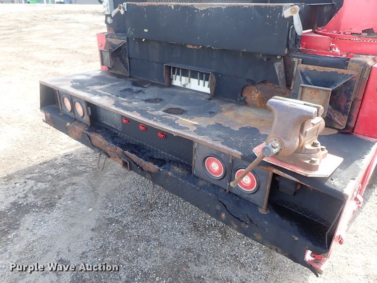 image for item DG2346 1996 Peterbilt 330  service truck with crane