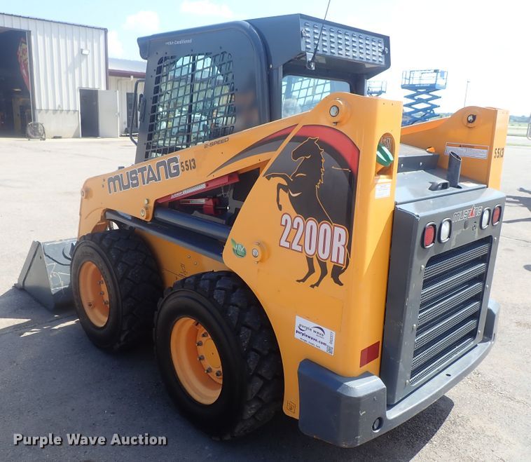 image for item DG2377 2017 Mustang 2200R  skid steer loader