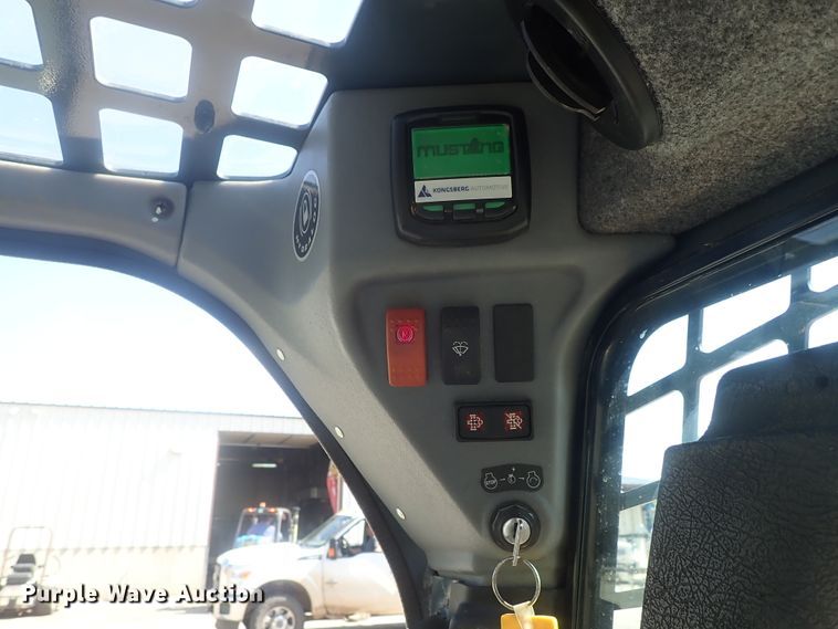 image for item DG2377 2017 Mustang 2200R  skid steer loader