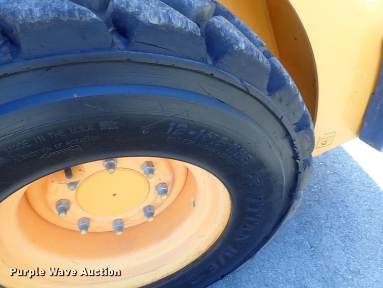 image for item DG2377 2017 Mustang 2200R  skid steer loader