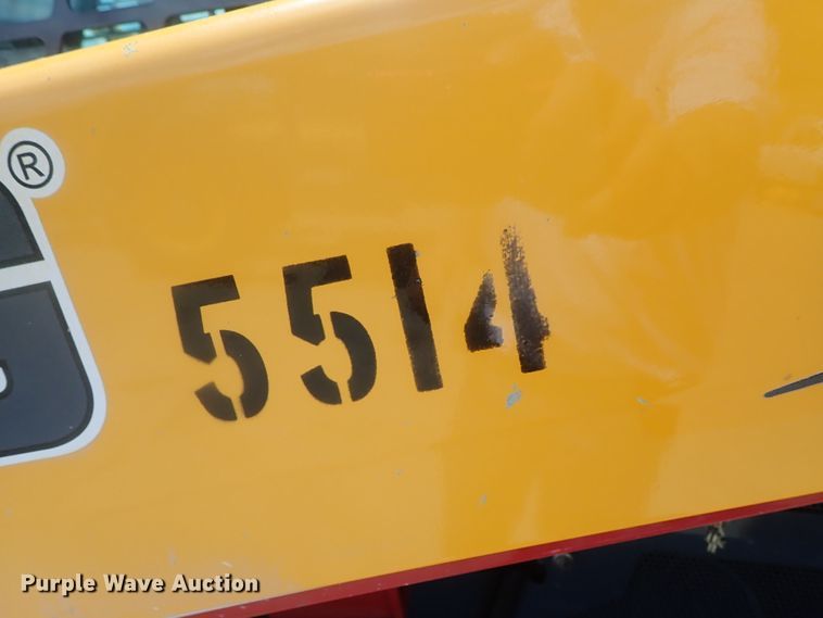 image for item DG2383 2017 Mustang 2200R  skid steer loader