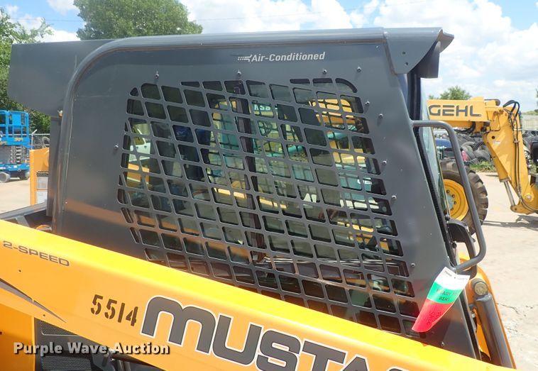 image for item DG2383 2017 Mustang 2200R  skid steer loader