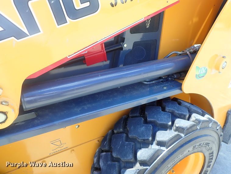 image for item DG2383 2017 Mustang 2200R  skid steer loader