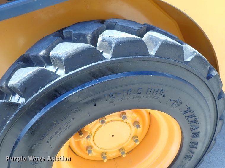 image for item DG2383 2017 Mustang 2200R  skid steer loader