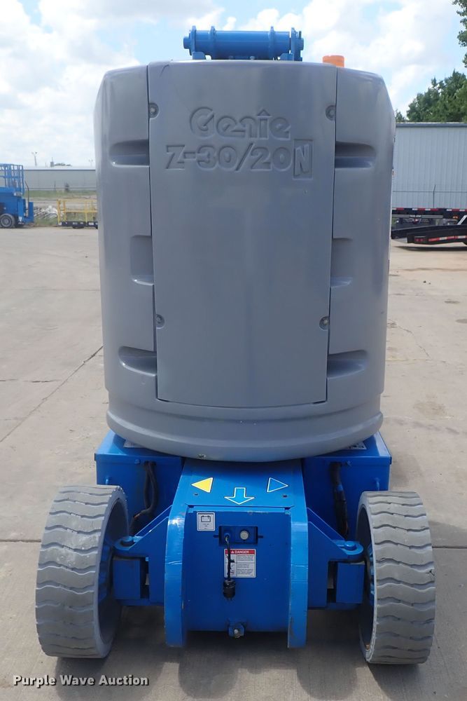image for item DG2388 2006 Genie Z-30/20N  boom lift