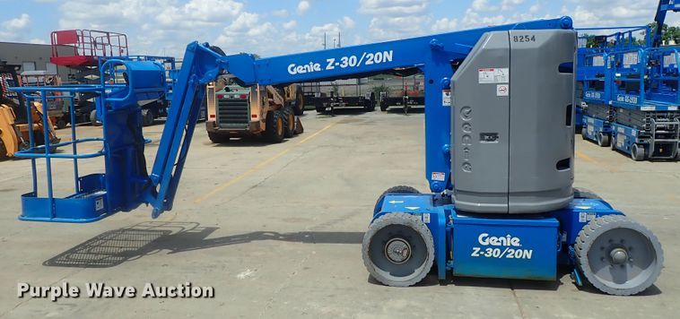 image for item DG2388 2006 Genie Z-30/20N  boom lift