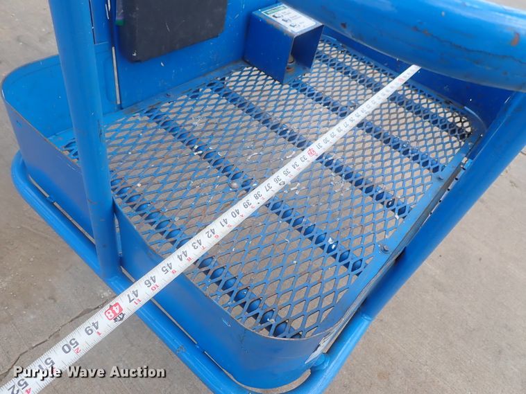 image for item DG2388 2006 Genie Z-30/20N  boom lift