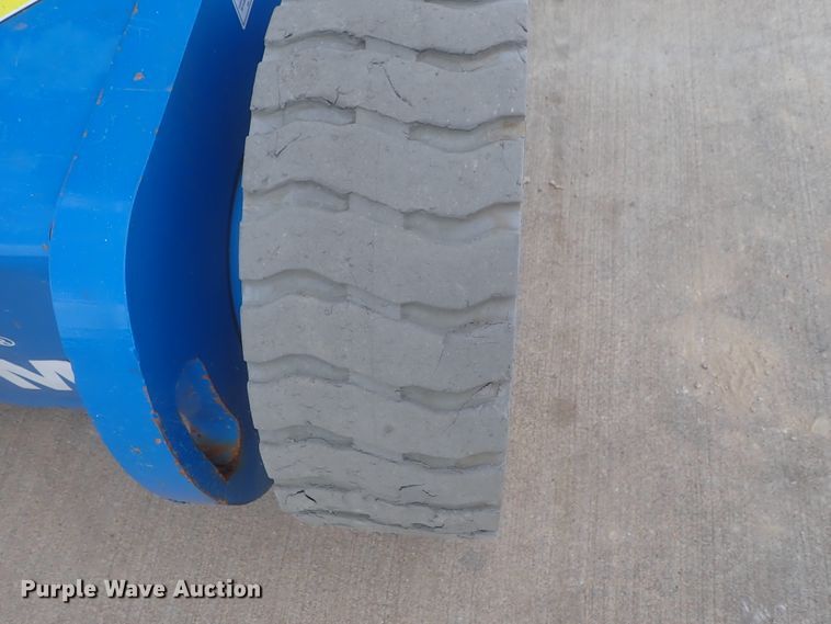 image for item DG2388 2006 Genie Z-30/20N  boom lift