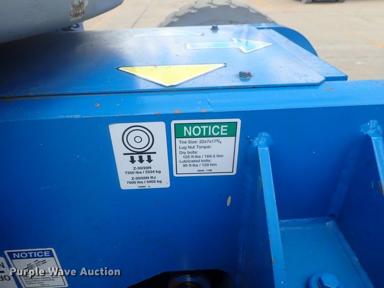 image for item DG2388 2006 Genie Z-30/20N  boom lift