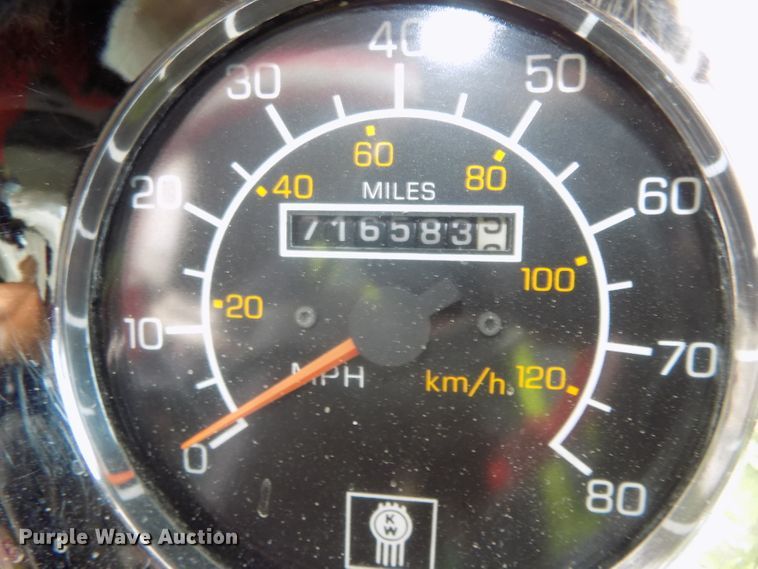 image for item DG2606 1997 Kenworth T800  dump truck