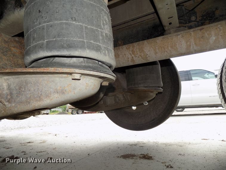 image for item DG2606 1997 Kenworth T800  dump truck