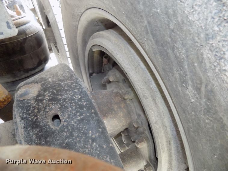 image for item DG2606 1997 Kenworth T800  dump truck