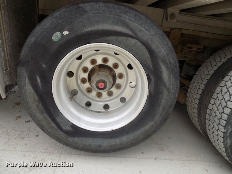 image for item DG2606 1997 Kenworth T800  dump truck