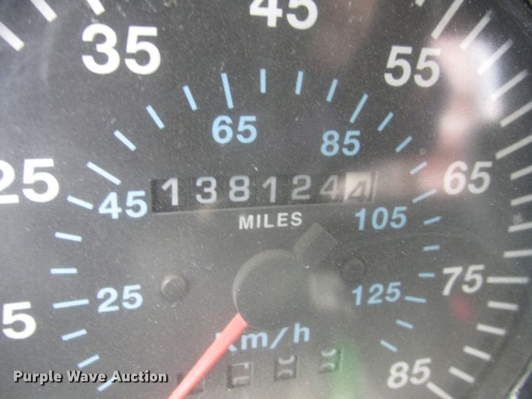 image for item DG2649 2000 Mack CH613  semi truck