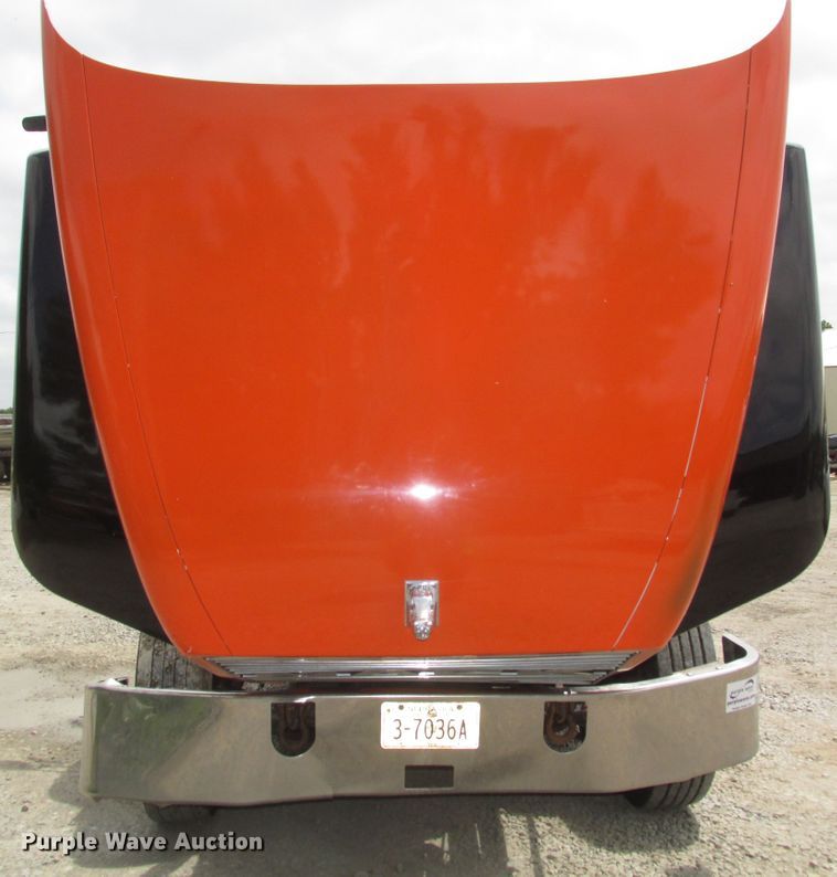 image for item DG2649 2000 Mack CH613  semi truck