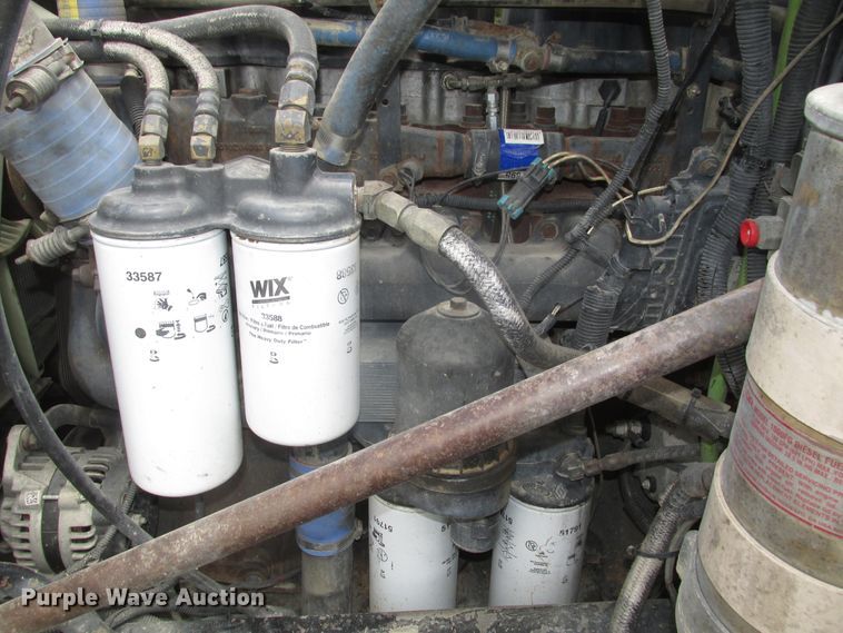 image for item DG2649 2000 Mack CH613  semi truck