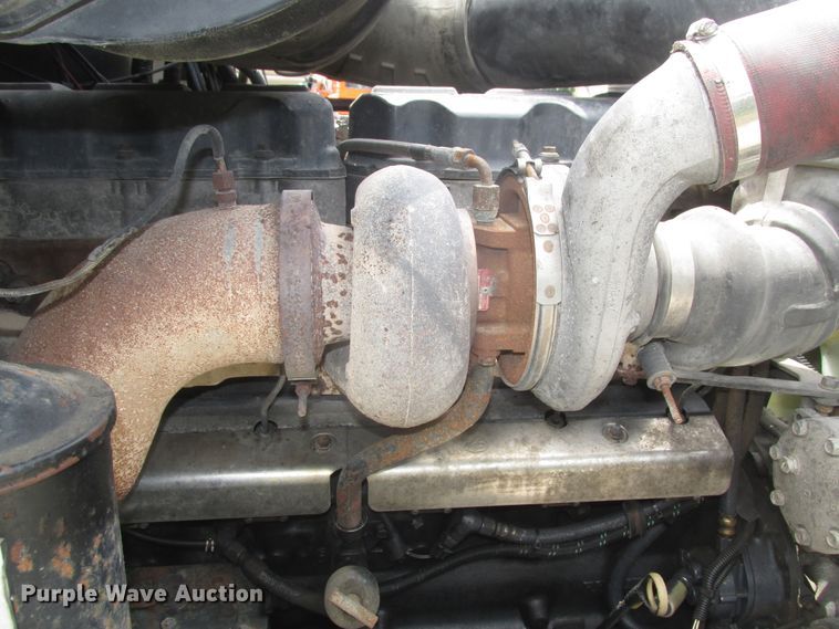 image for item DG2649 2000 Mack CH613  semi truck