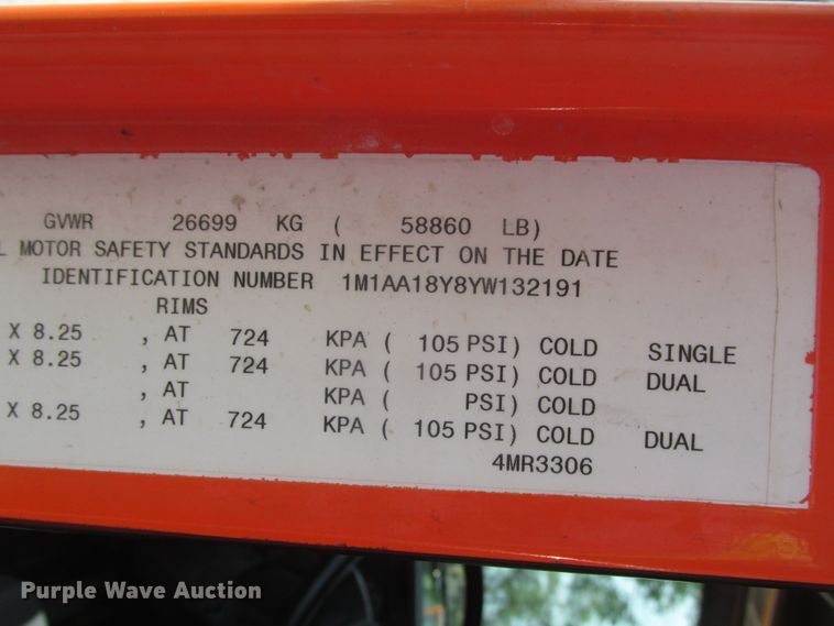 image for item DG2649 2000 Mack CH613  semi truck