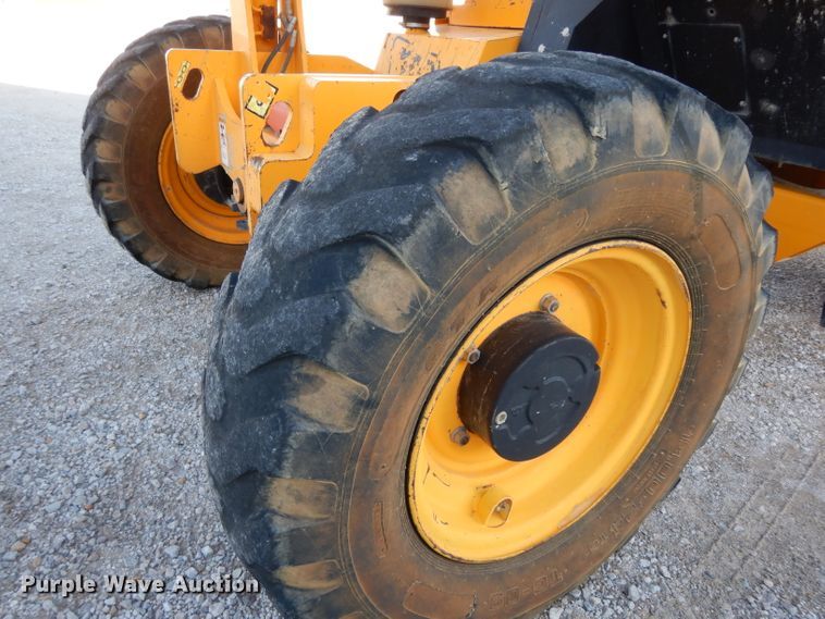 image for item DG6820 2007 JCB 506C HL  telehandler