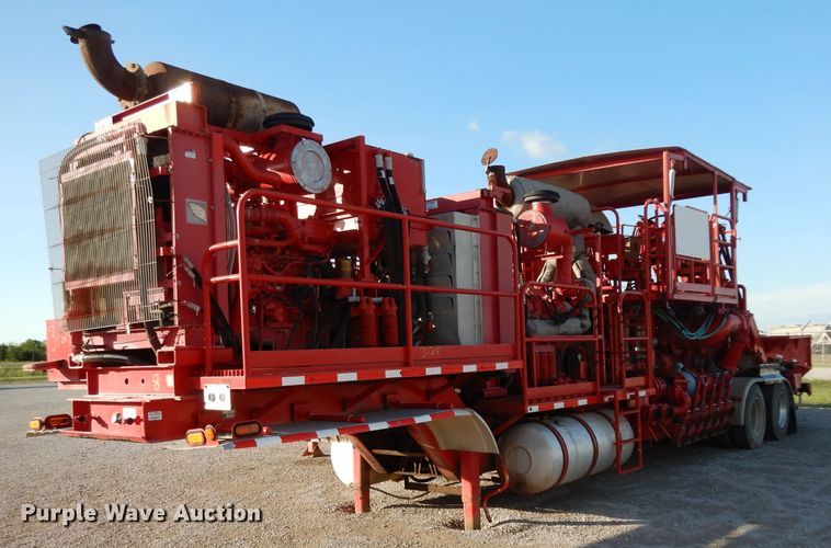 image for item DG6821 2008 Mertz Stewart & Stevenson MT-102-HP TA blender trailer