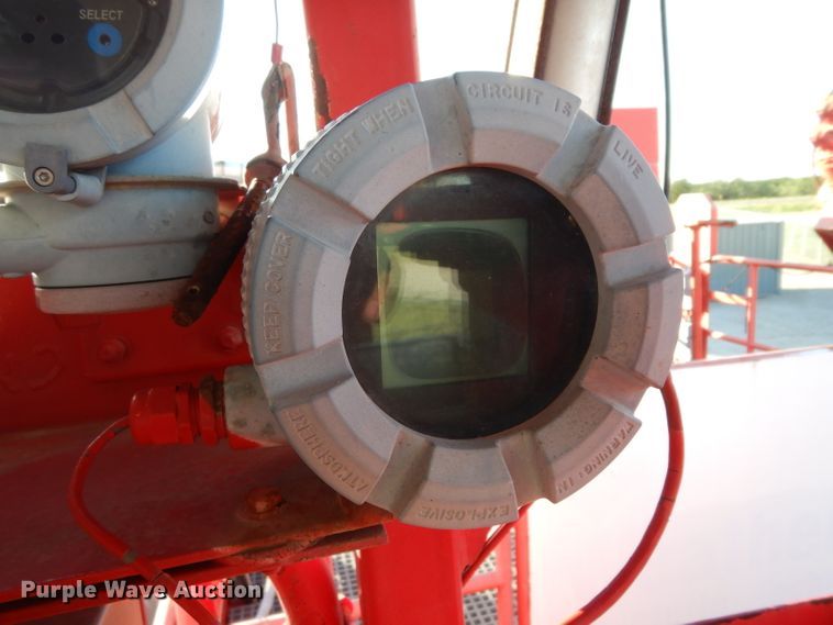 image for item DG6821 2008 Mertz Stewart & Stevenson MT-102-HP TA blender trailer