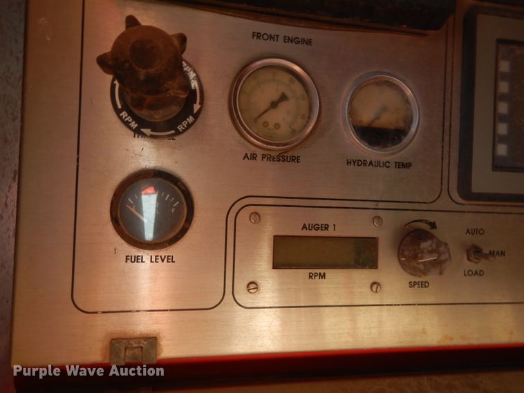 image for item DG6821 2008 Mertz Stewart & Stevenson MT-102-HP TA blender trailer