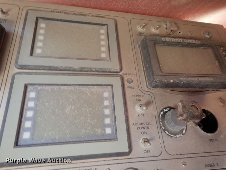 image for item DG6821 2008 Mertz Stewart & Stevenson MT-102-HP TA blender trailer