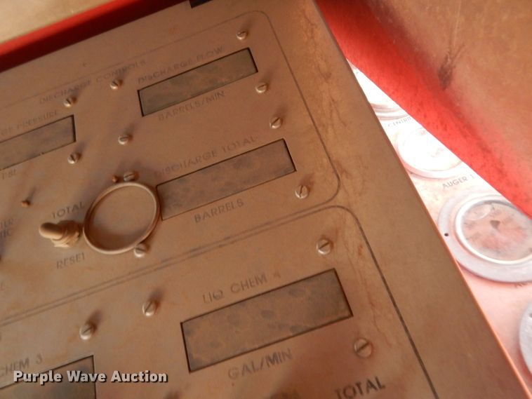 image for item DG6821 2008 Mertz Stewart & Stevenson MT-102-HP TA blender trailer