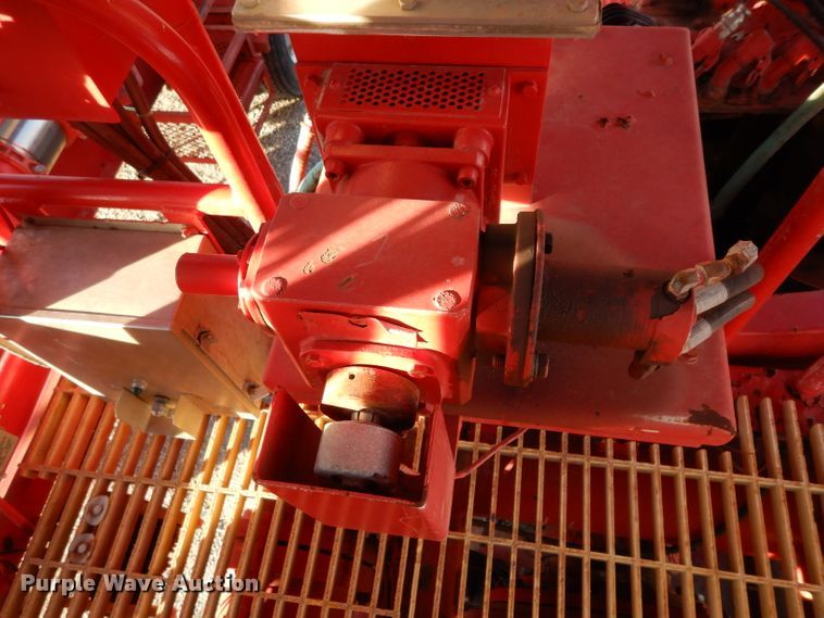 image for item DG6821 2008 Mertz Stewart & Stevenson MT-102-HP TA blender trailer