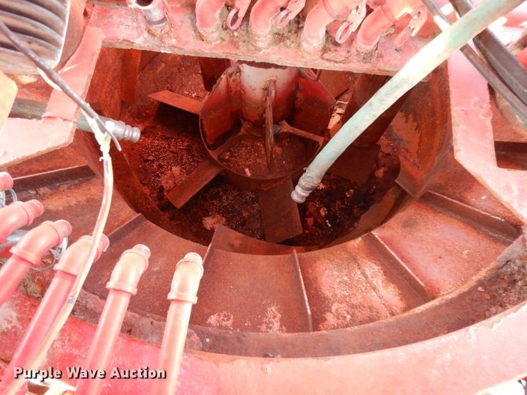 image for item DG6821 2008 Mertz Stewart & Stevenson MT-102-HP TA blender trailer