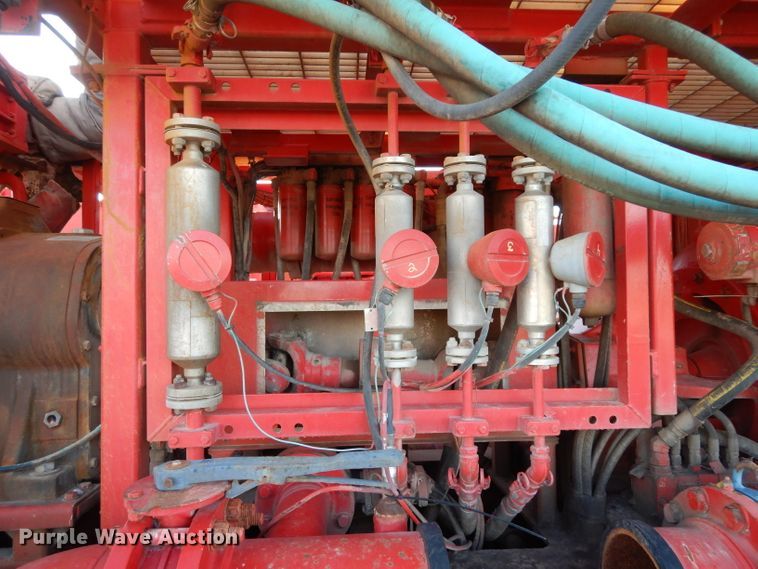 image for item DG6821 2008 Mertz Stewart & Stevenson MT-102-HP TA blender trailer