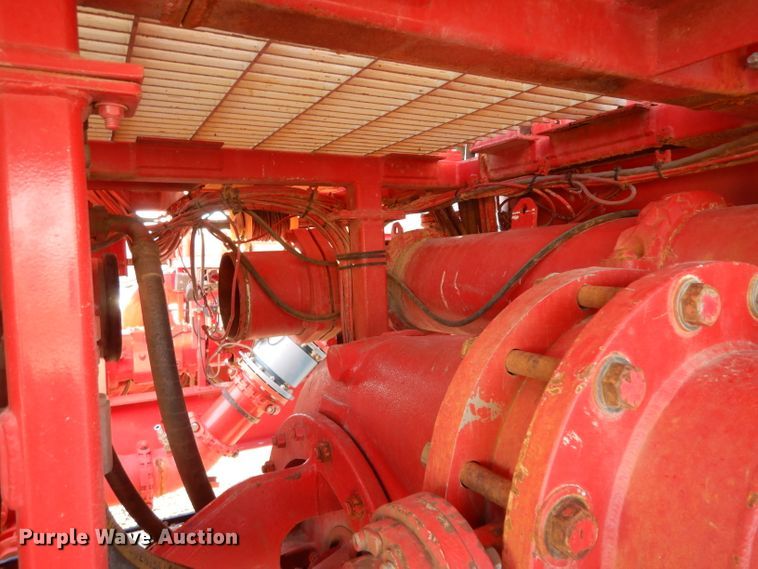 image for item DG6821 2008 Mertz Stewart & Stevenson MT-102-HP TA blender trailer