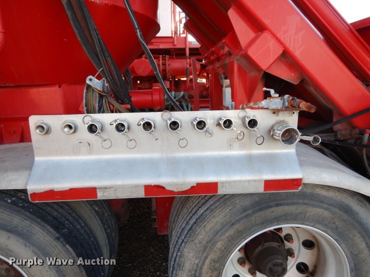 image for item DG6821 2008 Mertz Stewart & Stevenson MT-102-HP TA blender trailer