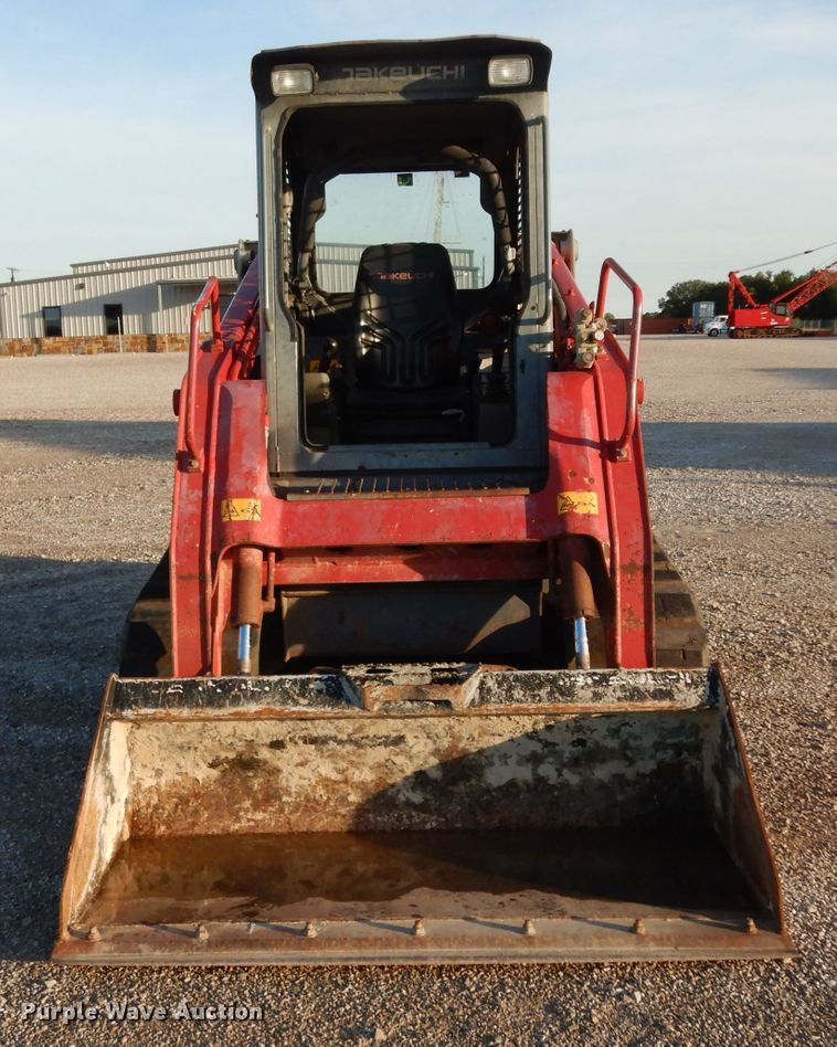 image for item DG6822 2014 Takeuchi TL12  skid steer loader